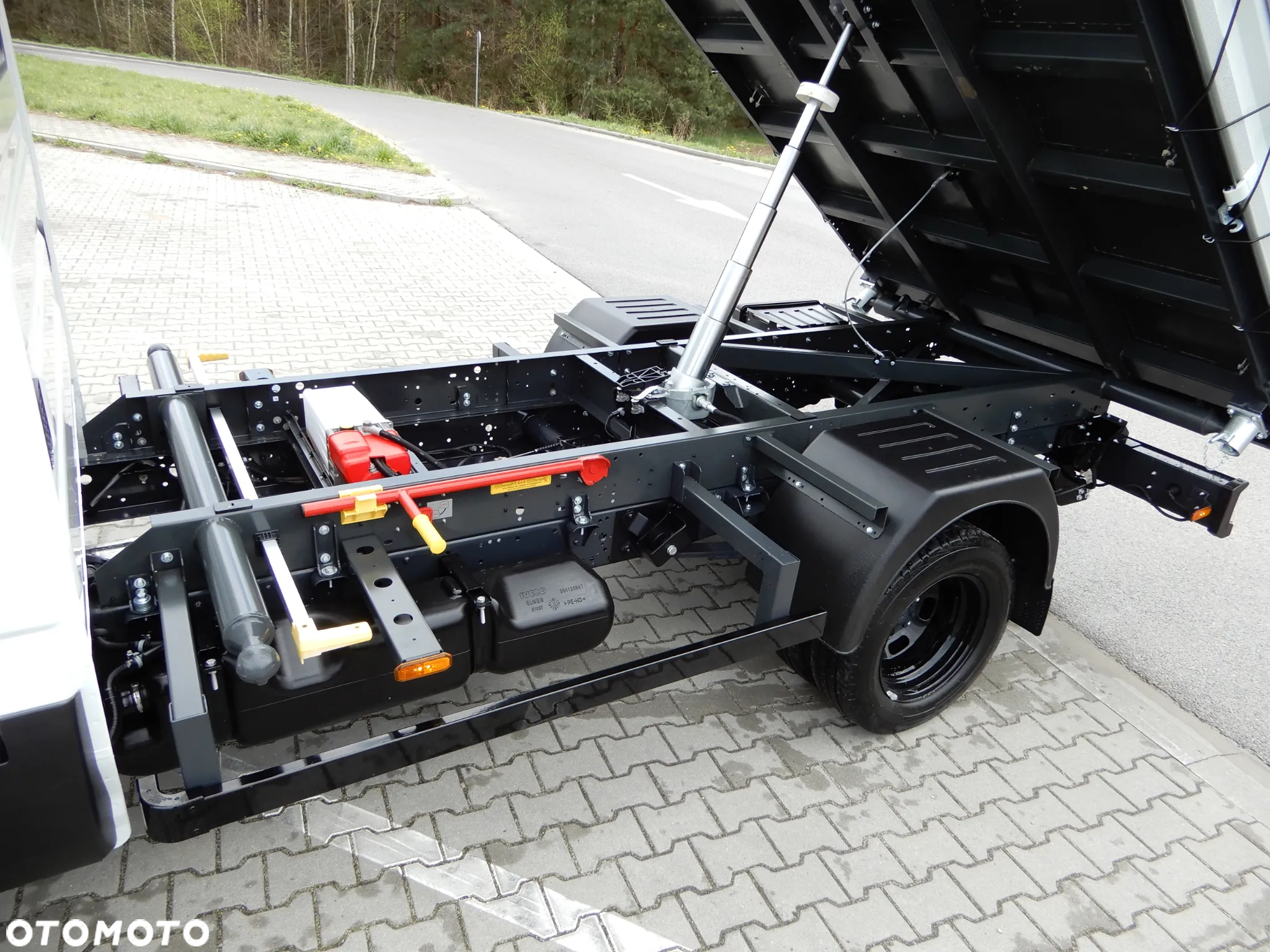 Iveco DAILY 50C18 Wywrotka Kiper Wywrot x 3 Renomowanej Firmy SCATTOLINI 3.62 CM HAK 3500 Kg 30 Tys Km Przeb Stan Jak Nowy OKAZJA - 8