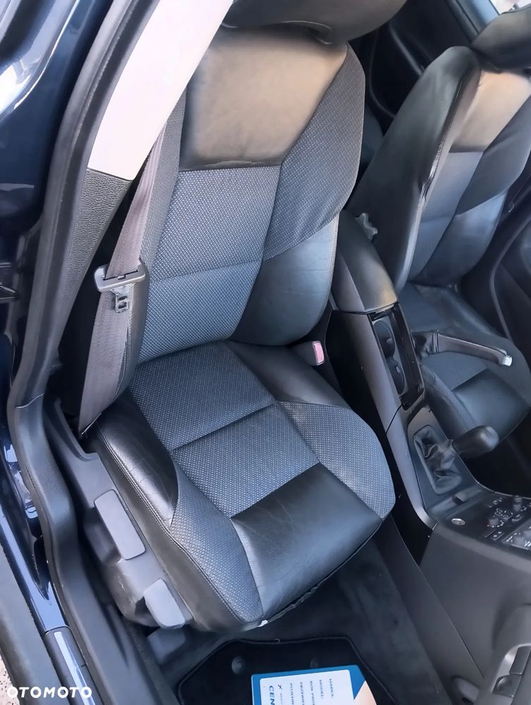 Volvo S60 2.4 Momentum - 38