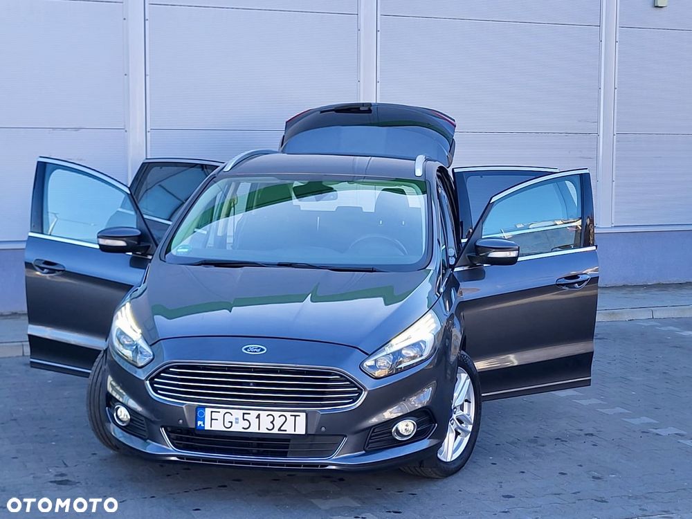 Ford S-Max 2.0 TDCi 4WD Titanium PowerShift - 7