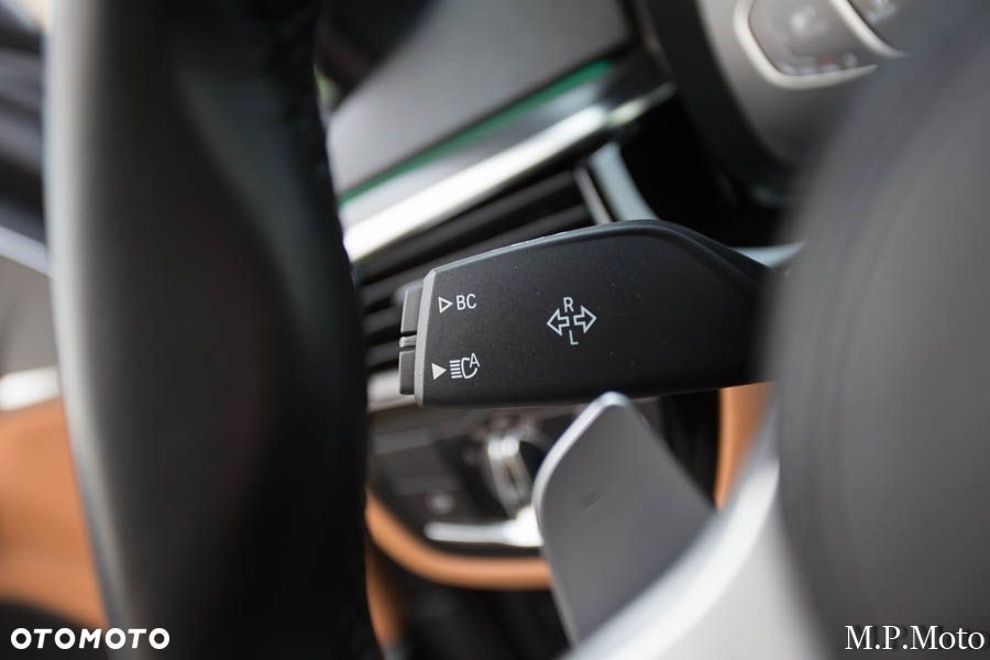 BMW Seria 5 520d M Sport Edition - 24