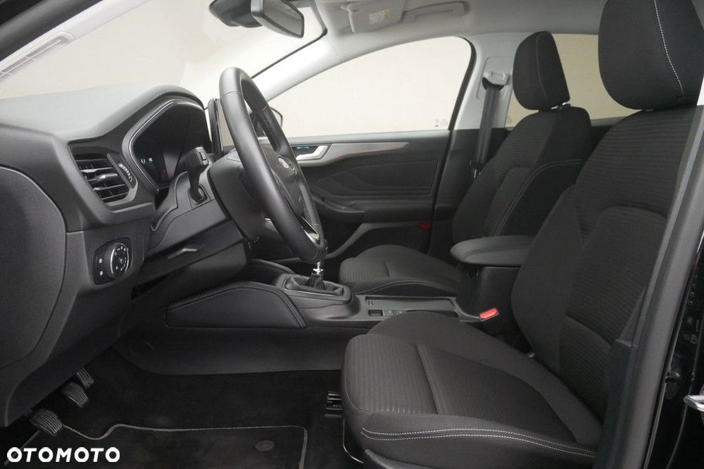 Ford Focus 1.0 EcoBoost mHEV Titanium X - 12