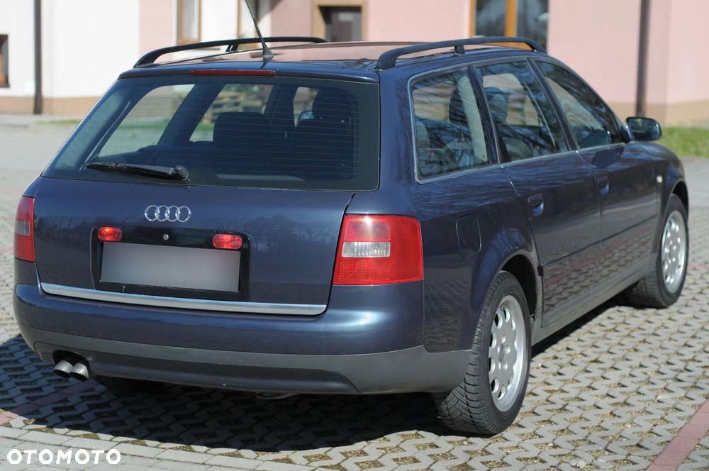 Audi A6 Avant 2.5 TDI - 11