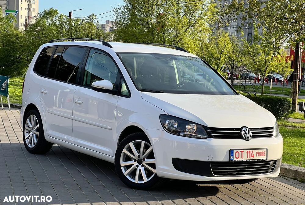 Volkswagen Touran 1.6 TDI DPF BlueMotion Technology Highline - 1