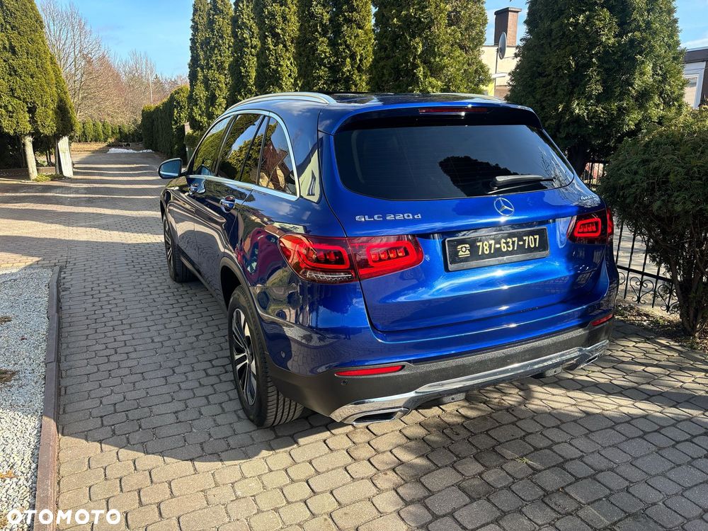 Mercedes-Benz GLC 220 d 4Matic 9G-TRONIC Exclusive - 4