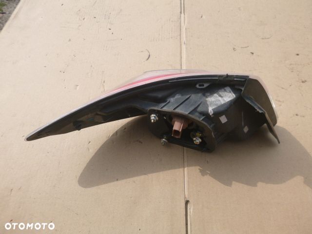 LAMPA PRAWY TYŁ PRAWA TYLNA MAZDA 6 SEDAN WERSJA USA 2010 - 12