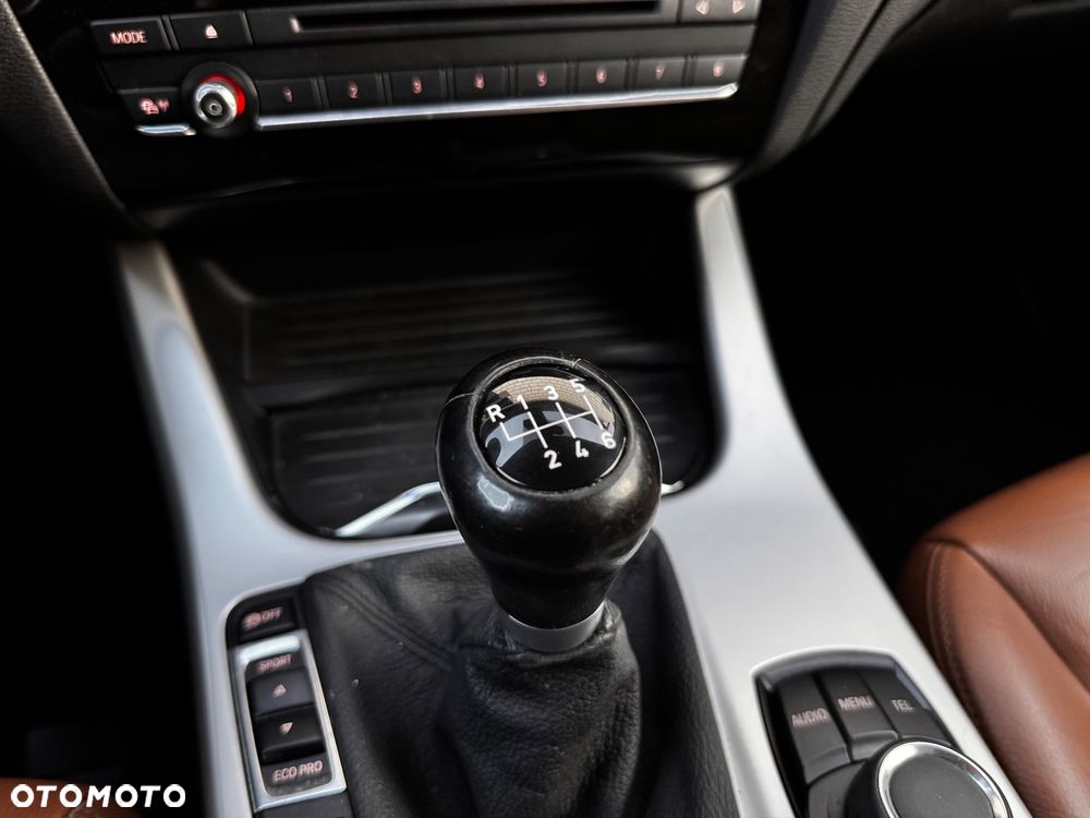 BMW X3 xDrive20d Advantage - 26