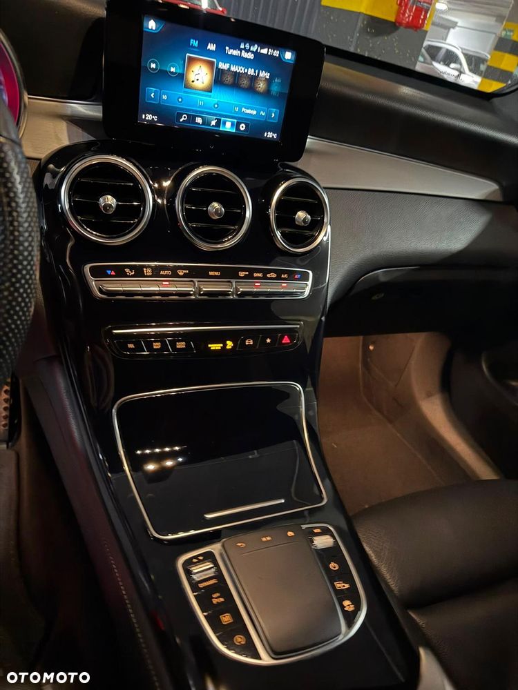 Mercedes-Benz GLC 220 d - 28