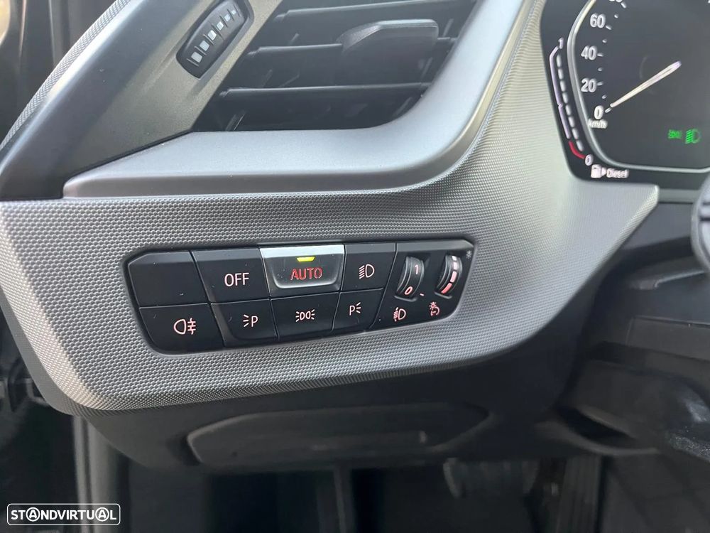 BMW 116 d Aut. Advantage - 31