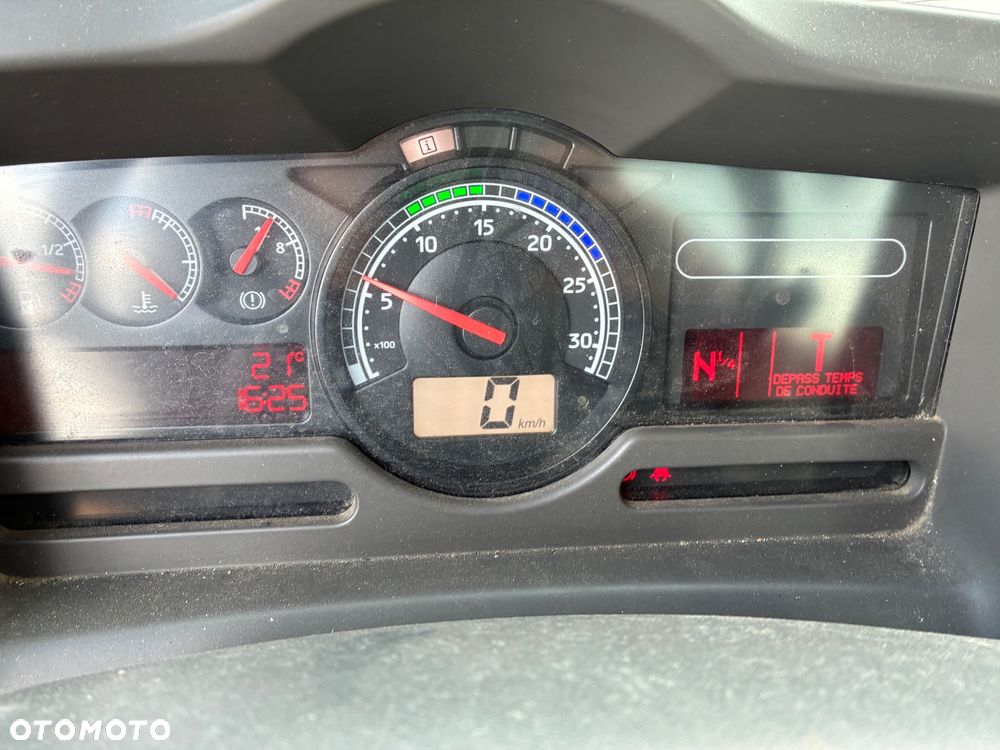 Renault Kerax 4x2 - 10
