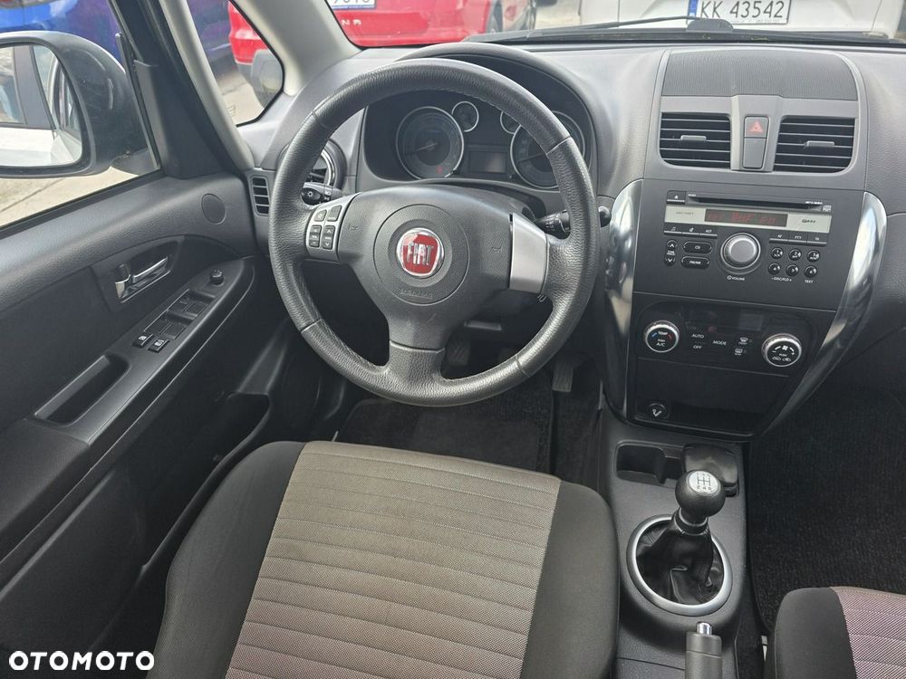 Fiat Sedici - 13