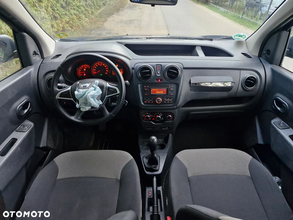Dacia Dokker SCe 100 Essential - 9