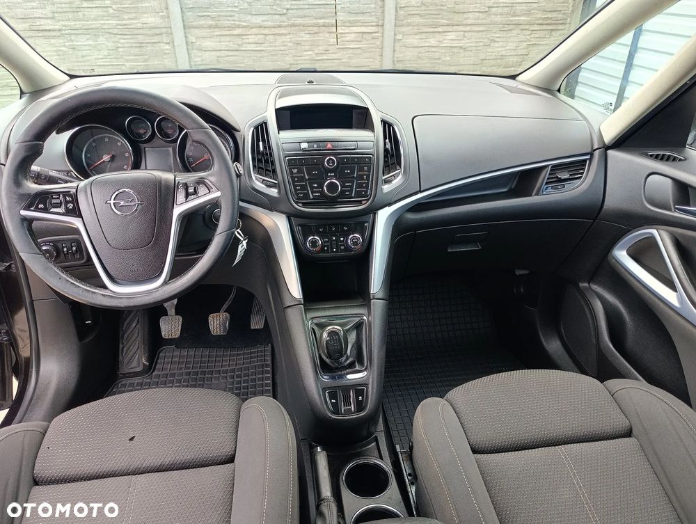 Opel Zafira Tourer 2.0 CDTI Edition - 20