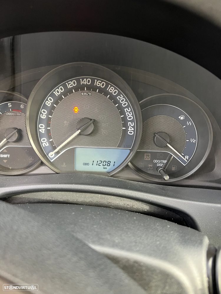 Toyota Auris 2015 photo 4