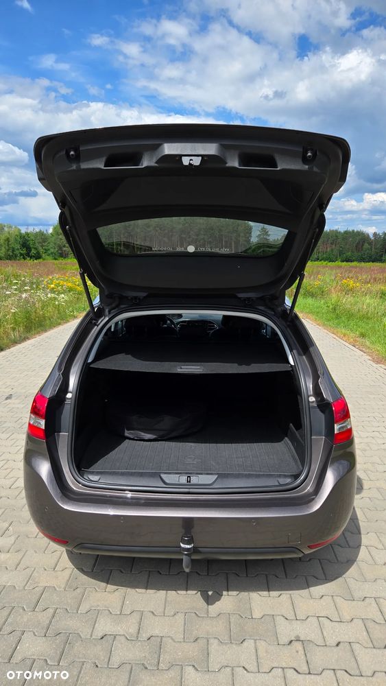 Peugeot 308 BlueHDi 150 Automatik Stop & Start Allure - 36