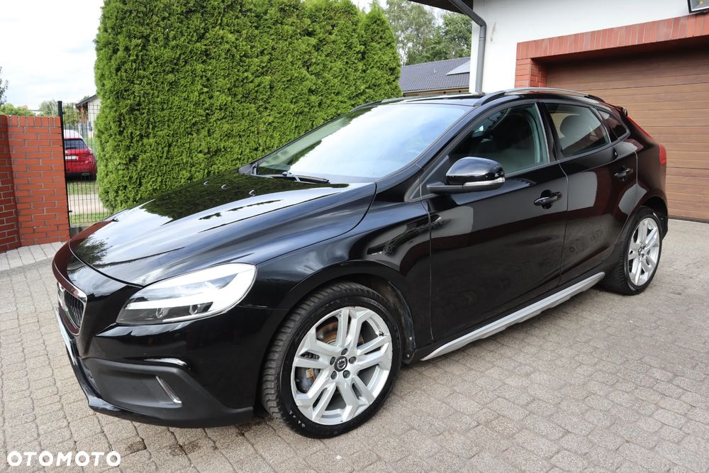 Volvo V40 Cross Country - 3