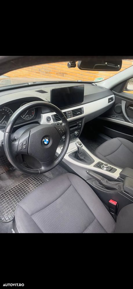 BMW Seria 3 318d - 8