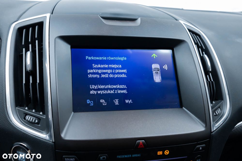 Ford S-Max 2.0 EcoBlue Titanium - 27