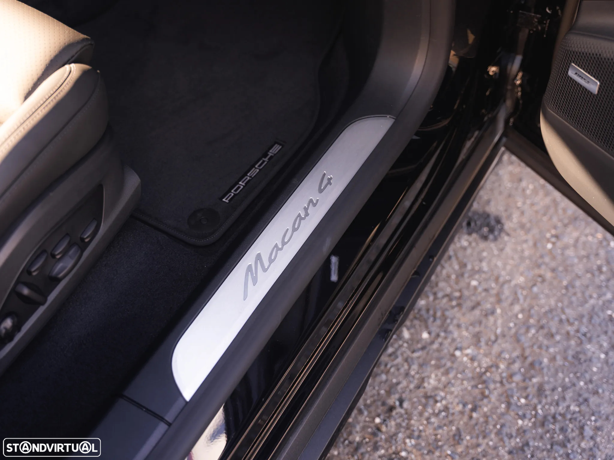 Porsche Macan Electric 4 - 26