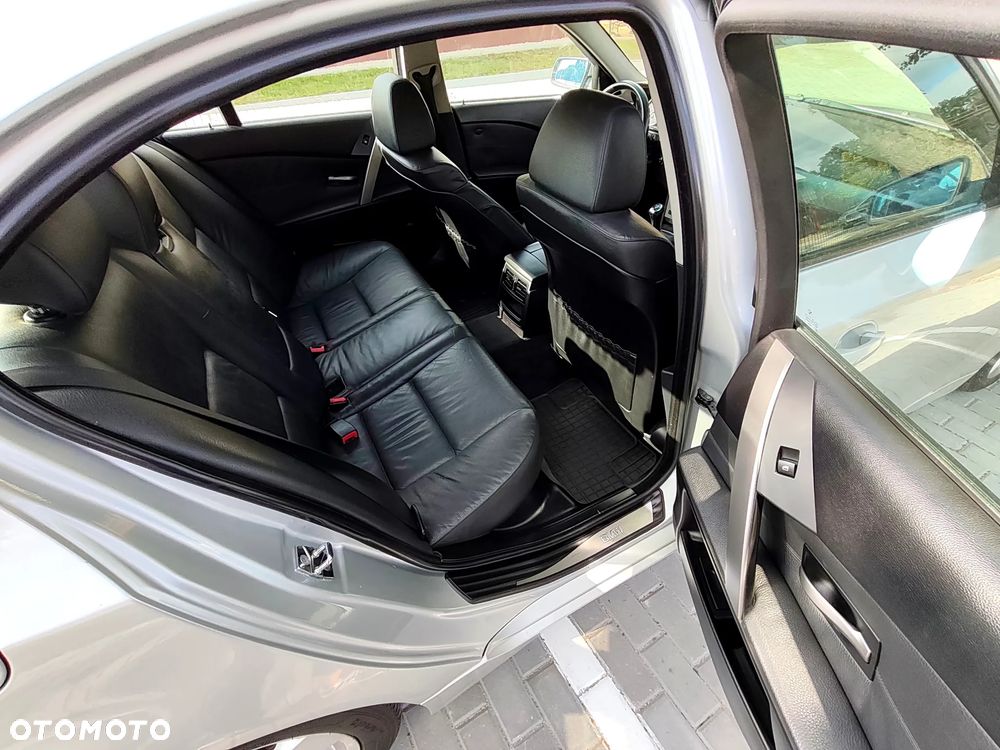 BMW Seria 5 520d - 6