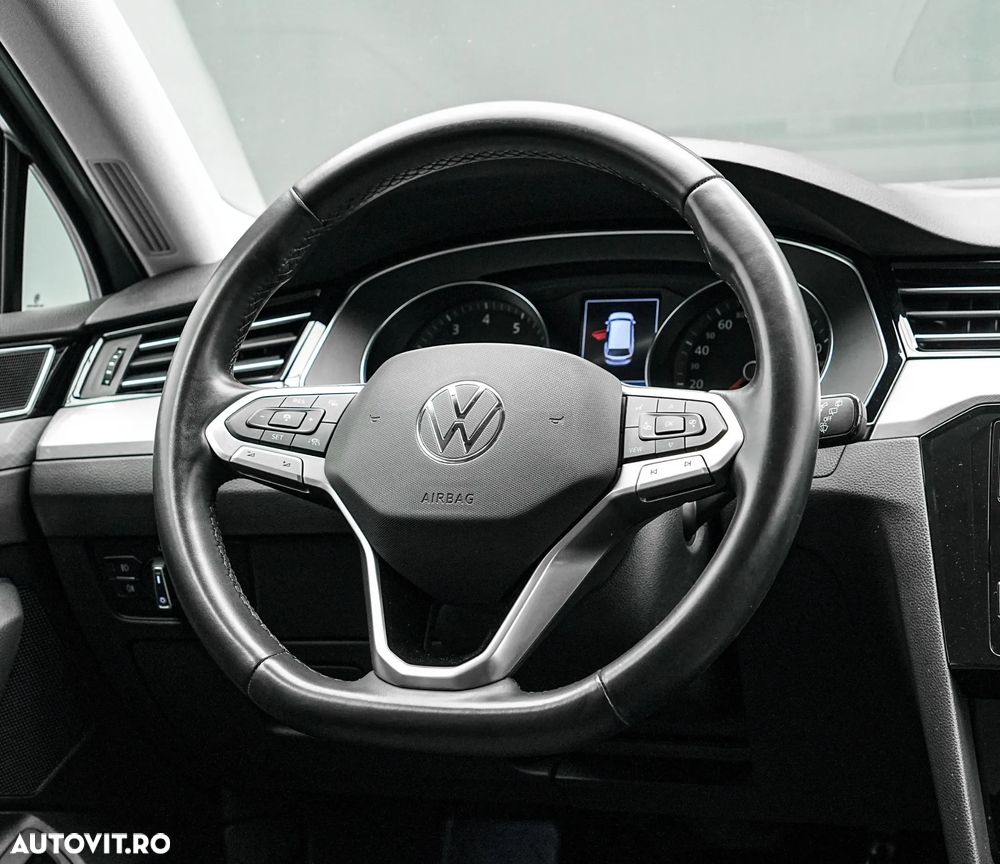 Volkswagen Passat 1.5 TSI OPF DSG Highline - 18