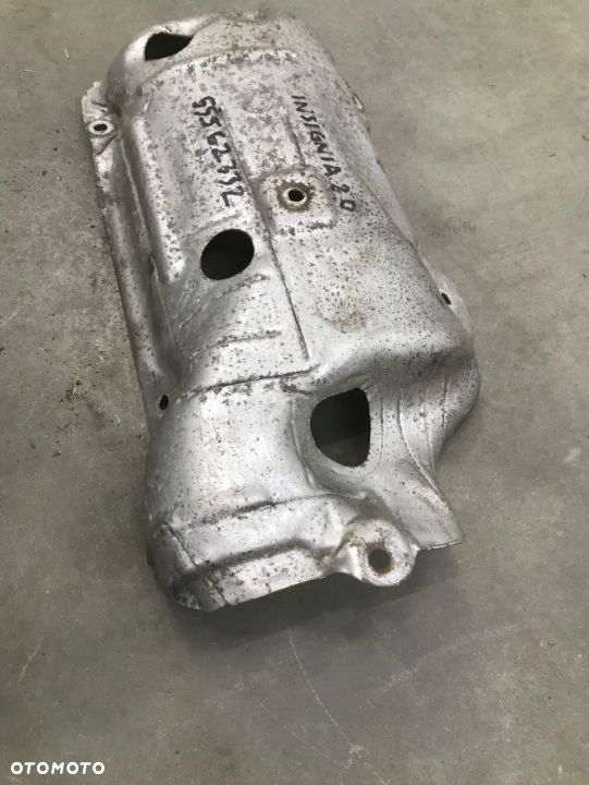 Osłona termiczna Opel Insignia 2.0 Cdti katalizatora kolektora wydechowego blacha 55562332 - 2