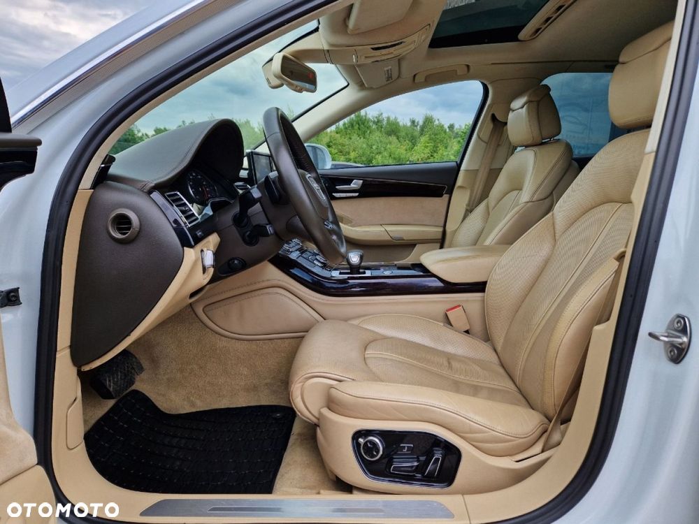 Audi A8 - 5