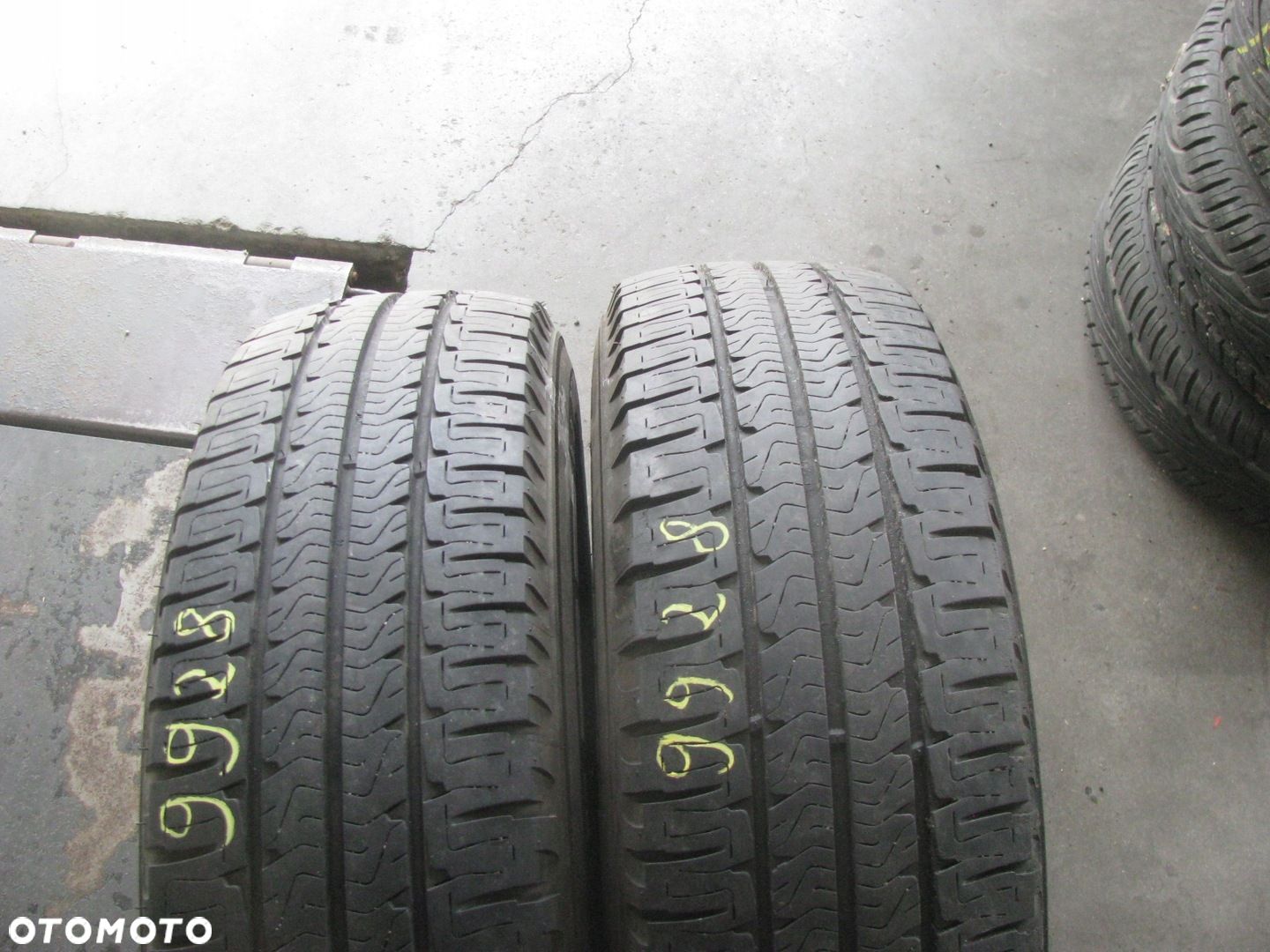Opona letnia Michelin Agilis Camping 225/75R16 116 Q wzmocnienie C - 1