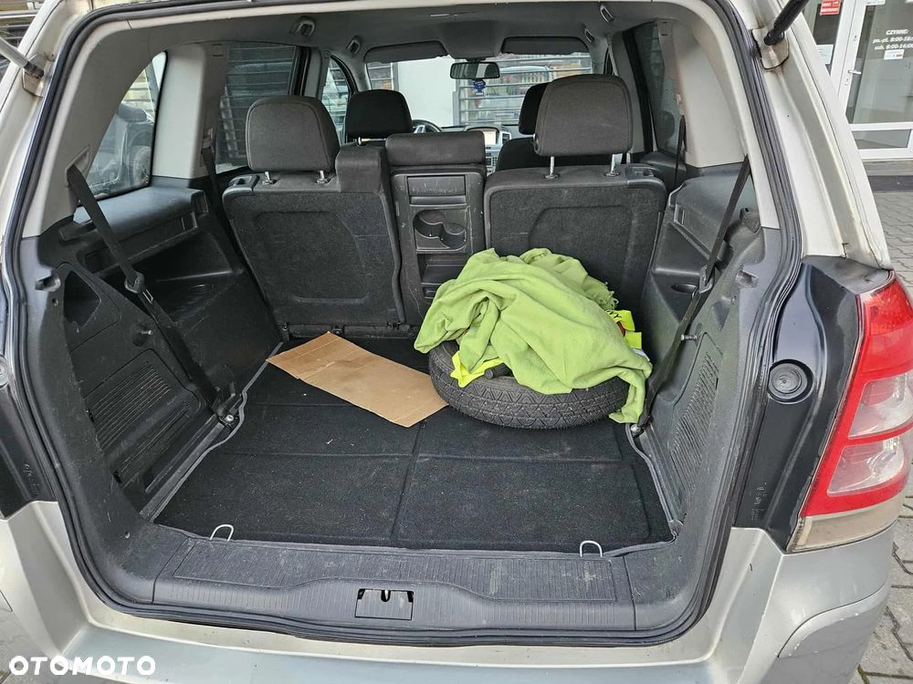 Opel Zafira - 20