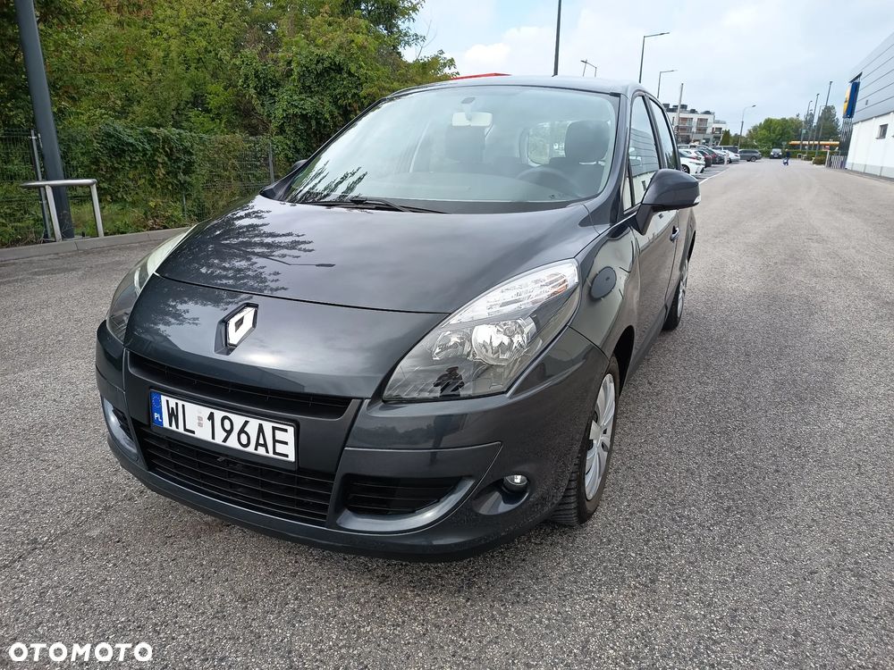 Renault Scenic 1.6 16V 110 TomTom Edition - 1