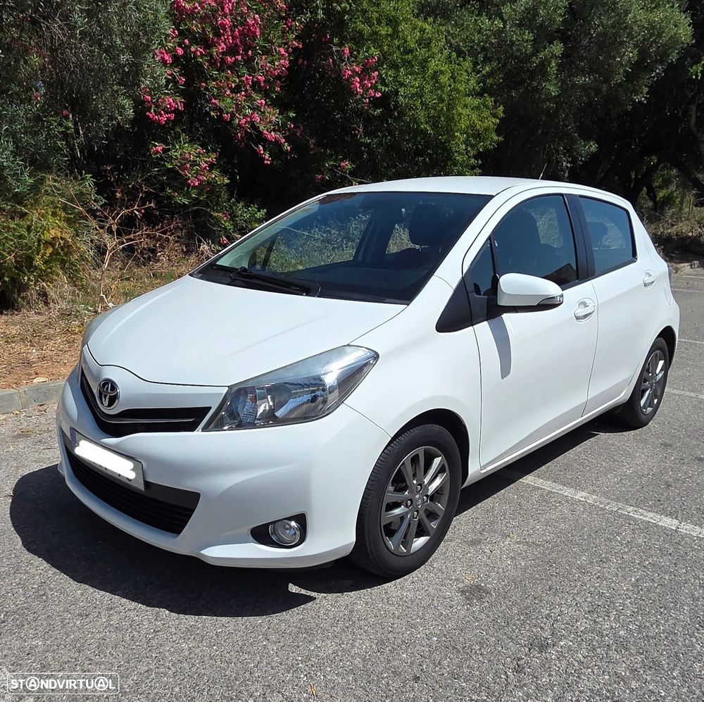 Toyota Yaris - 1