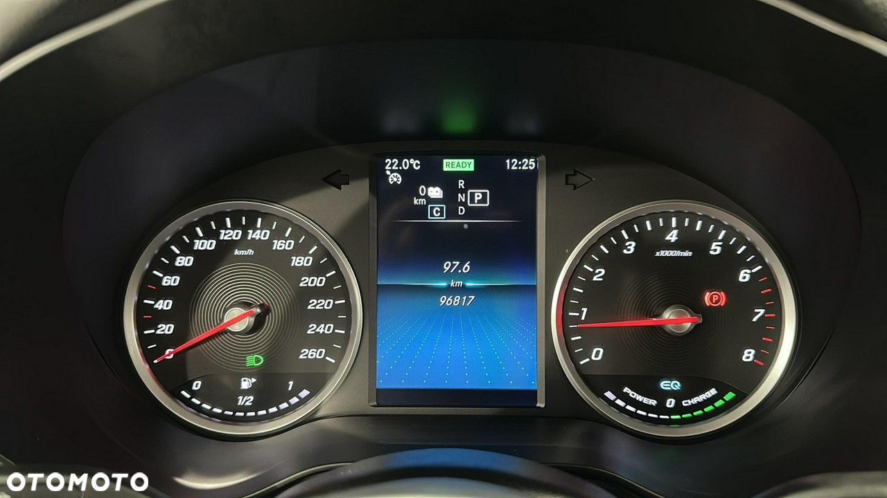 Mercedes-Benz GLC - 15