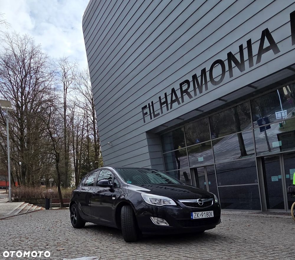 Opel Astra 1.4 Turbo - 12