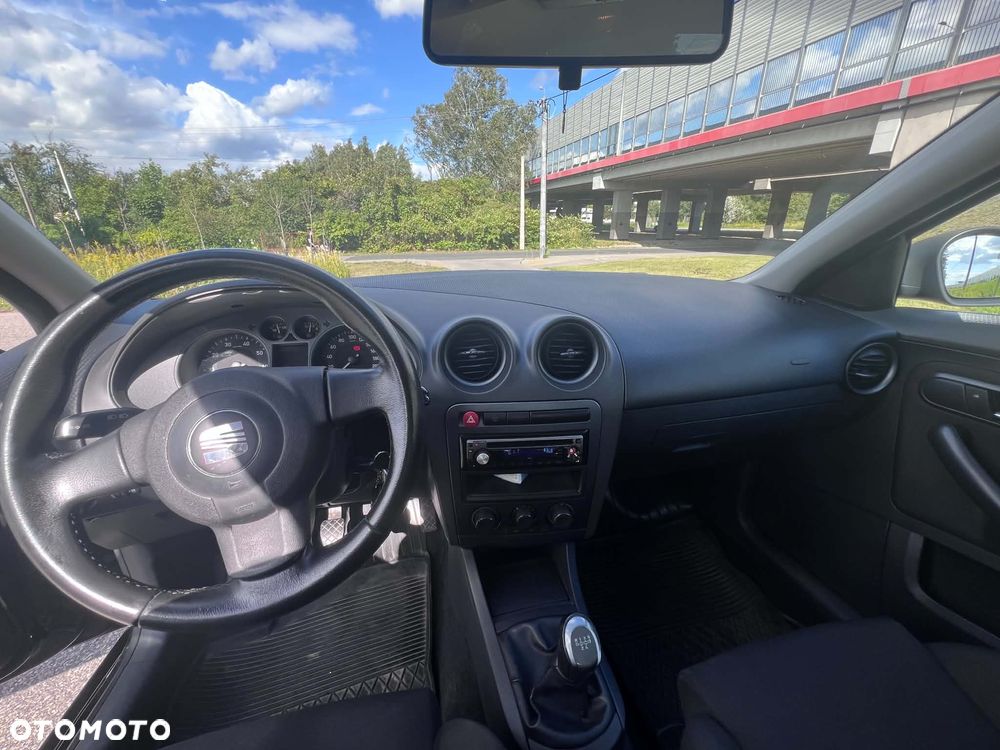 Seat Ibiza SC 1.4 16V Entry - 9