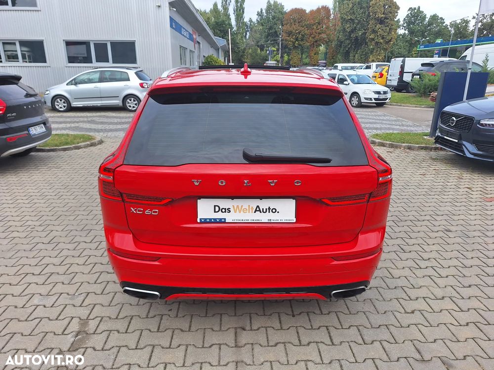 Volvo XC 60 D5 AWD R-Design - 12