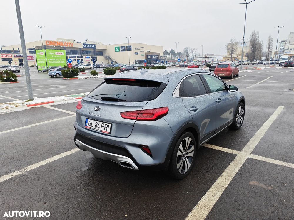 Kia XCeed 1.4 T-GDI 6MT Style - 3
