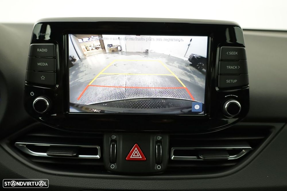 Hyundai i30 SW - 11