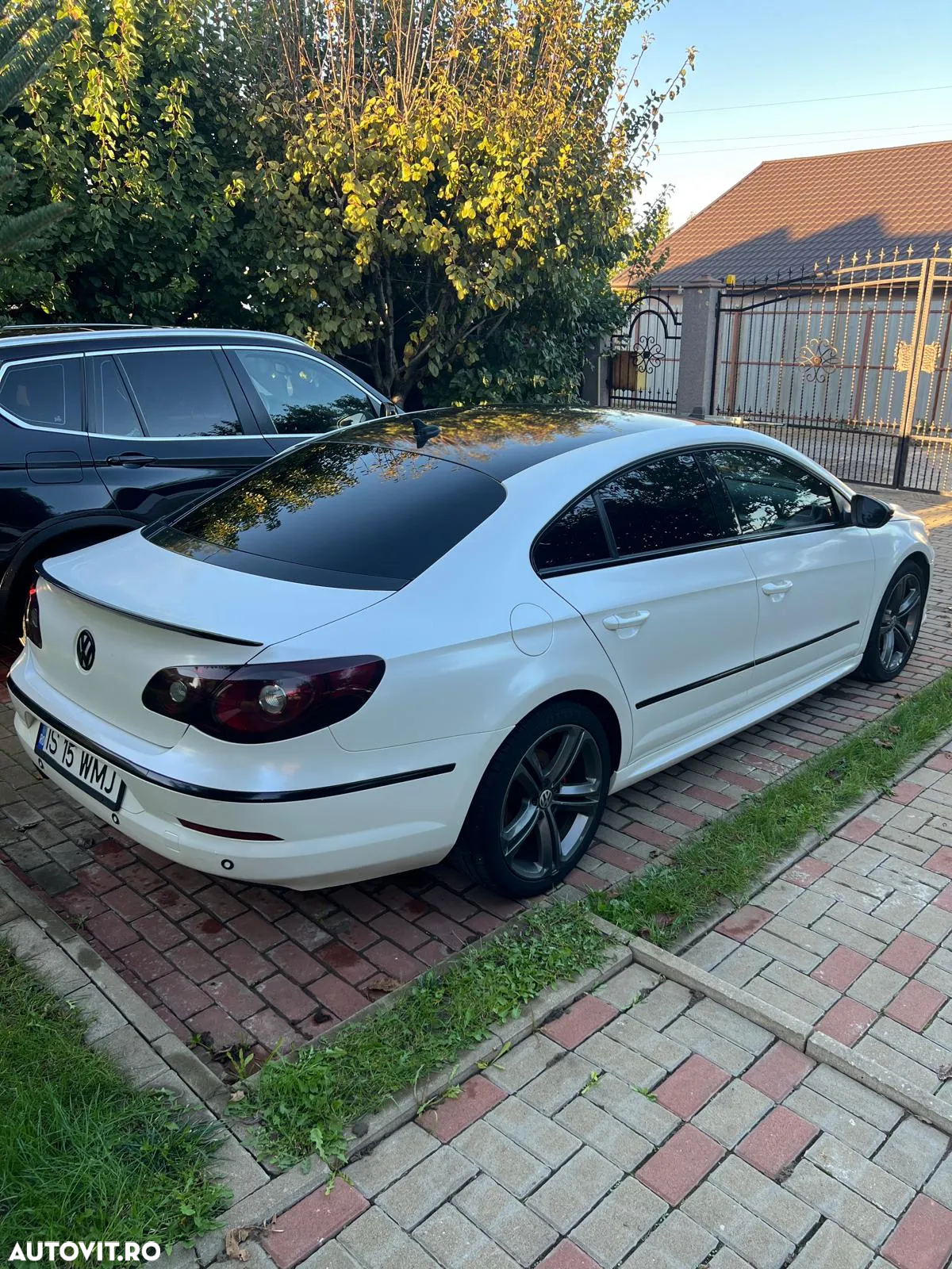 Volkswagen Passat - 31