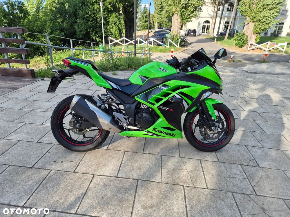 Kawasaki Ninja 300 ABS - 4