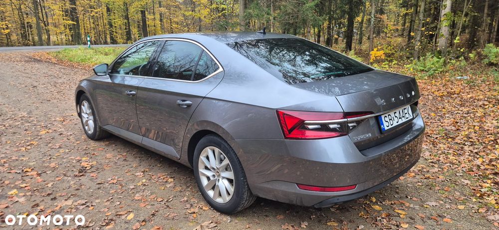 Skoda Superb 2.0 TDI SCR Ambition - 7