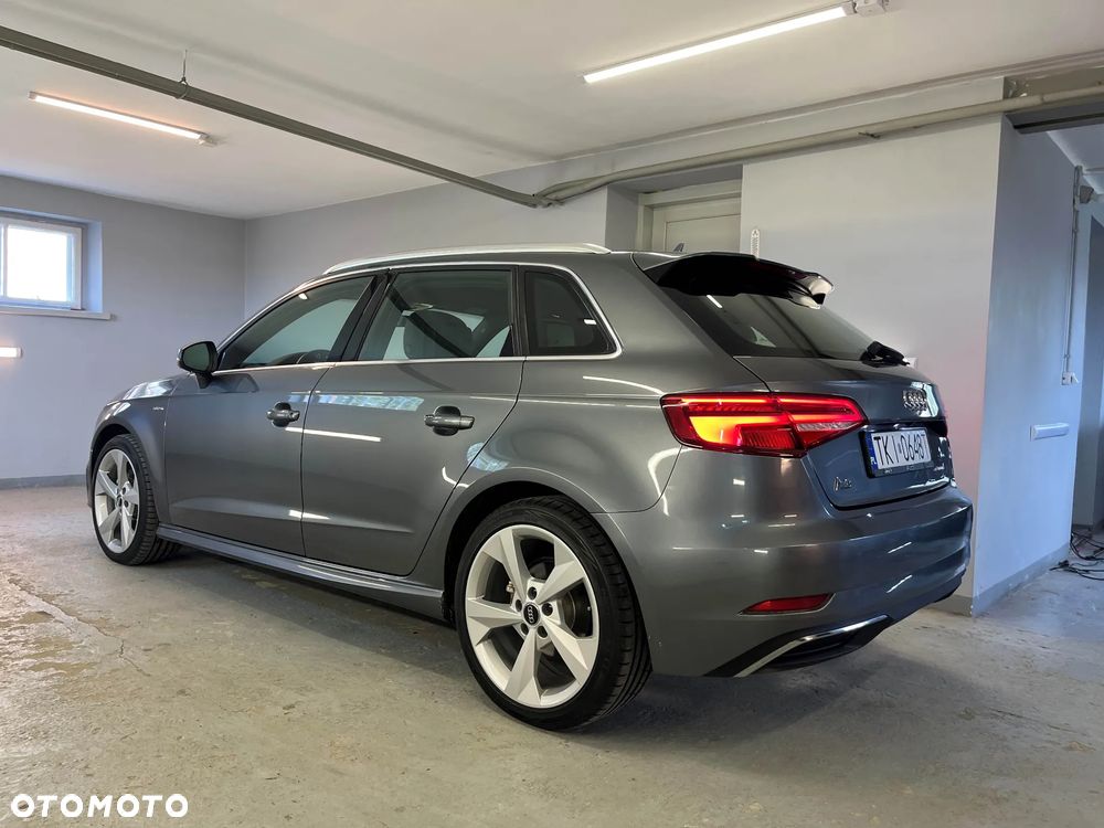 Audi A3 Sportback 1.4 TFSI e-tron design - 14