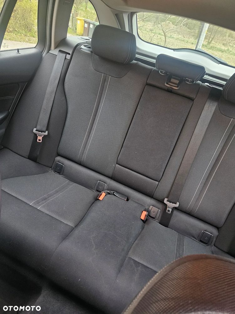 BMW Seria 3 320d Efficient Dynamics - 11