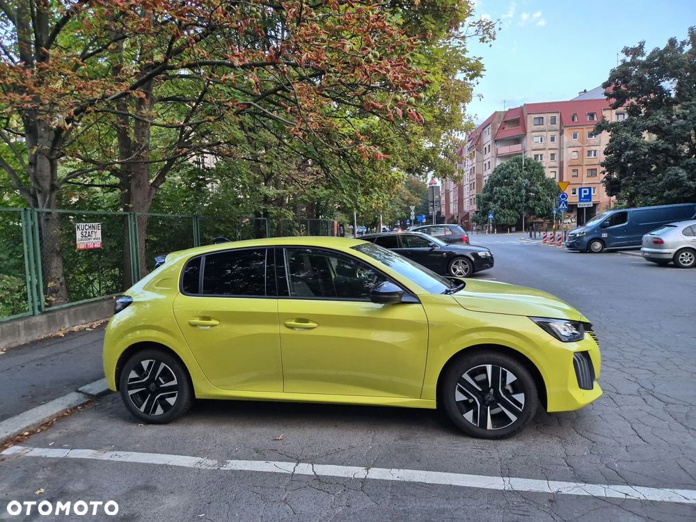 Peugeot 208 1.2 T Allure S&S - 4