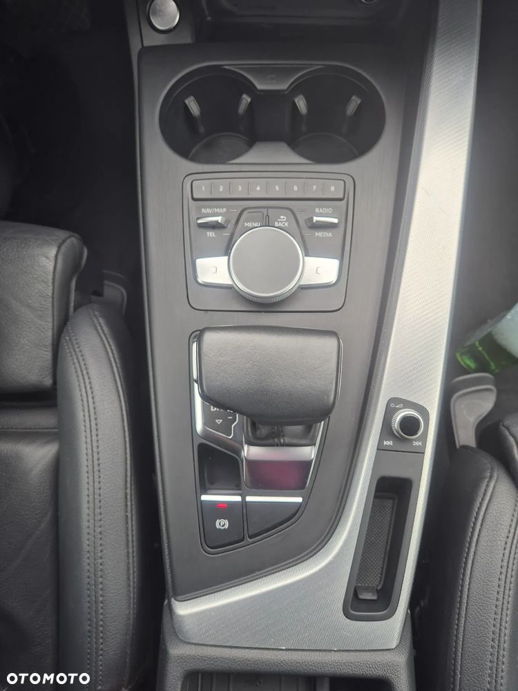 Audi A4 Avant 40 TFSI S tronic S line - 18