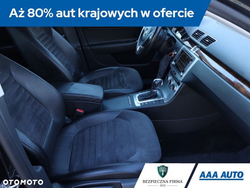 Volkswagen Passat Variant - 11