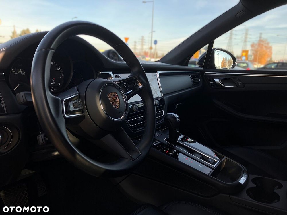 Porsche Macan - 14