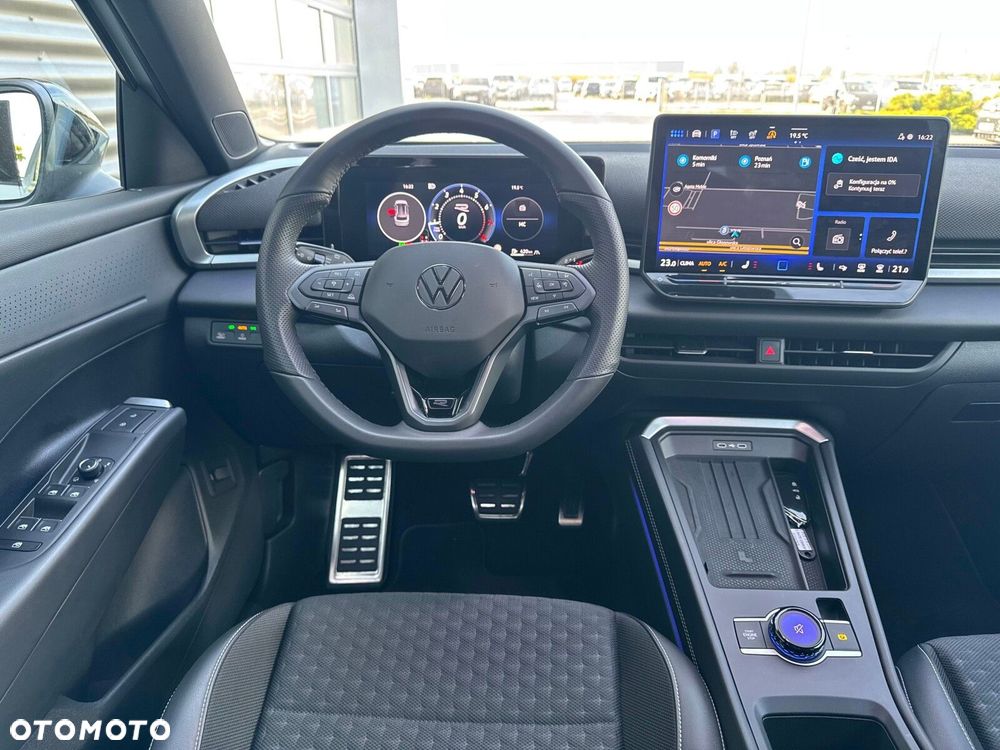 Volkswagen T-Roc - 25