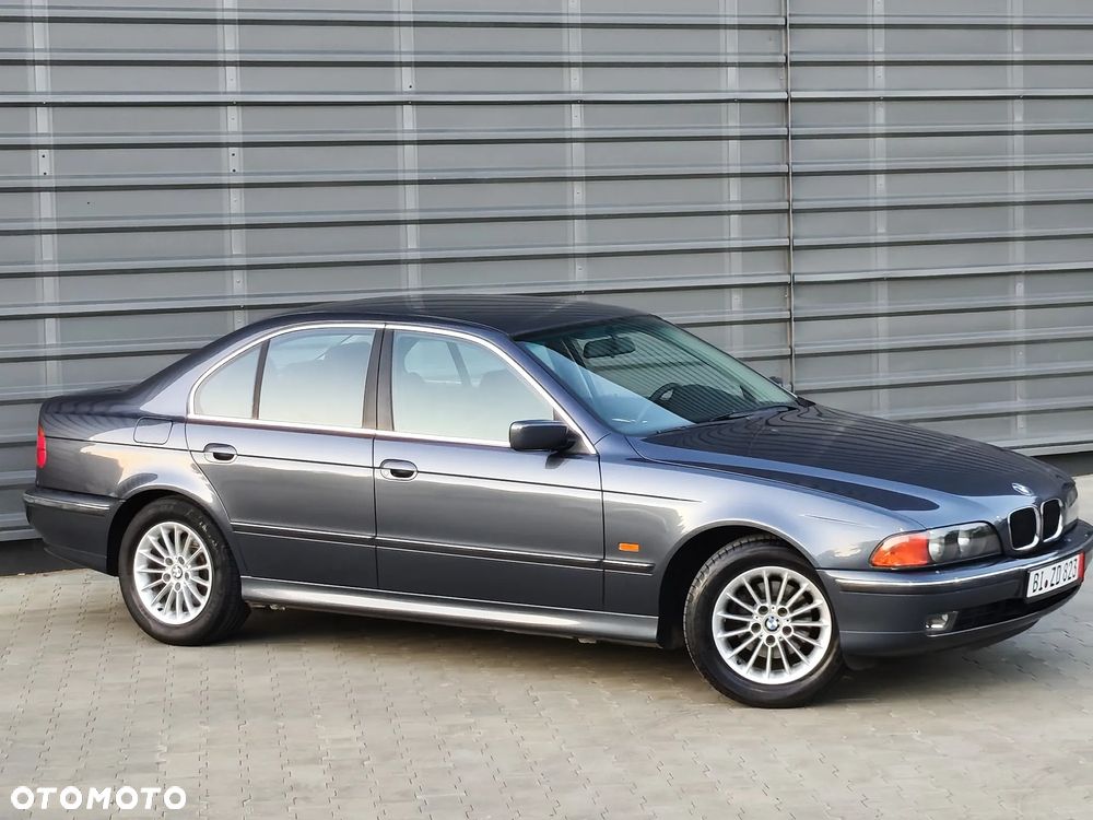 BMW Seria 5 - 10