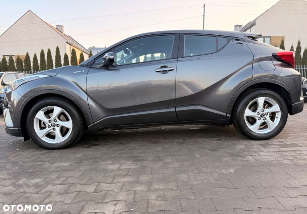 Toyota C-HR - 8