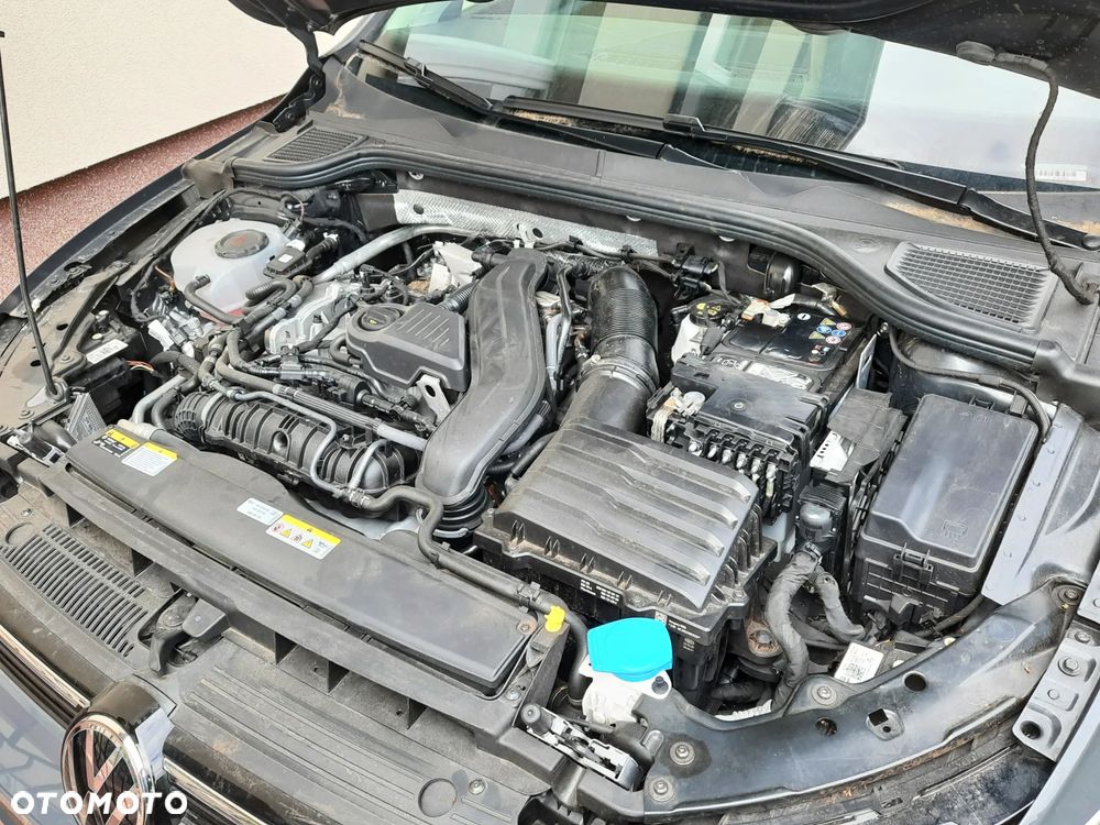 Volkswagen Golf 1.5 eTSI OPF DSG Goal - 15