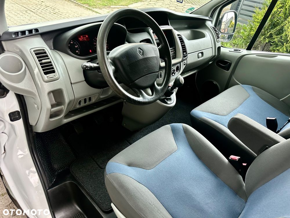 Renault Trafic - 6